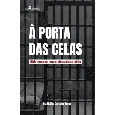 Imagem de À porta das celas