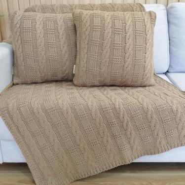 Imagem de Kit Manta Tricot Luxo 150x90cm + 2 Almofadas com Enchimento | Zíper Invisível | Fibra Siliconada | Sofá Sala | Xale Decorativo Elegante d05 (Bege Aramis)