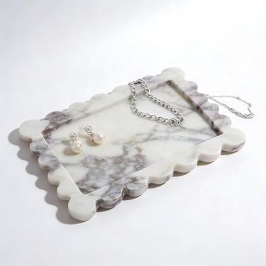 Imagem de Bandeja de mármore, bandejas de pedra 100% natural para penteadeira, banheiro, cozinha, perfume, cosméticos, café, joias retangulares (design de borda ondulada, grande)