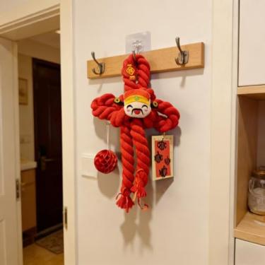 Imagem de KYMY Decoração para pendurar ano novo lunar vietnamita – 2026 Ano do cavalo vermelho nó da sorte com pingente TET de Deus da Riqueza, enfeite de corda de festival de primavera para parede de porta de