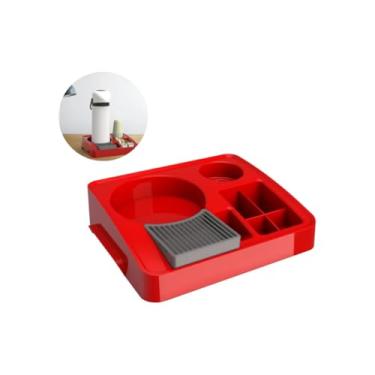 Imagem de Bandeja Organizadora para Café Servire I, Vermelho, Plástico PP, 29.6 x 23.8 x 7.4 cm, com Compartimentos para Garrafa Térmica e Acessórios