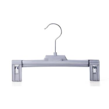 Imagem de Cabide calça infantil reforçado em plástico c/clips de metal fixo e ga