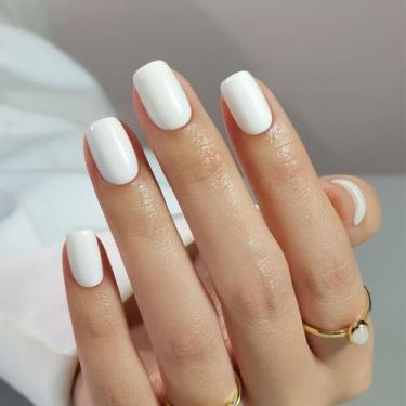 Imagem de Press on Nails ShangMeng White Soft Gel Square para mulheres