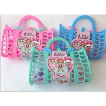 Imagem de Mala LOL com boneca e vários acessórios para meninas