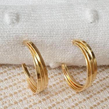 Imagem de Brinco Lygia Semijóia Banhado a Ouro Tendência Moderno - MIL ESTRELAS,