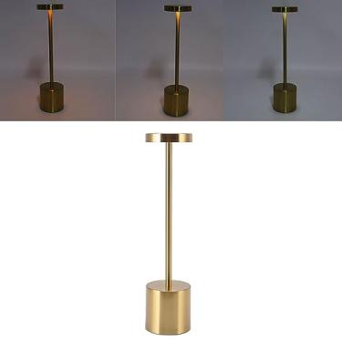 Imagem de Lâmpada de Mesa LED Recarregável com Bateria Operada Ajustável Sem Fio Proteção para os Olhos Uso em Restaurante e Lar