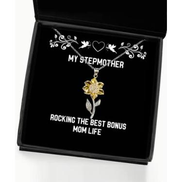 Imagem de SpreadPassion Presentes engraçados de madrasta, balançando a melhor vida da mamãe, colar com pingente de girassol sarcasmo para mãe de filho e filha