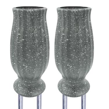 Imagem de 2 peças de vasos de cemitério para túmulos de plástico durável suporte de flores com pontas de metal decoração de arco para lápides de cemitério, decorações de túmulo ao ar livre para presentes de