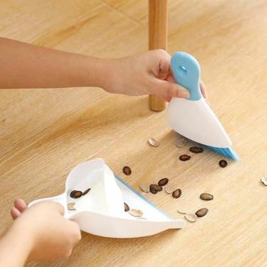 Imagem de Conjunto de mini vassoura e pá de lixo – pequena pá e escova para limpeza doméstica, mesa, sofá, areia de gato, gaiola de porquinho da índia, bancadas – conjunto compacto de vassoura portátil para