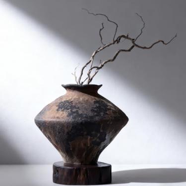 Imagem de Vaso de cerâmica enferrujado – Cerâmica Wabi Sabi envelhecida para decoração de casa, vaso de argila vintage para casa de fazenda rústica ou centro de mesa moderna, quarto, prateleira ou sala de estar