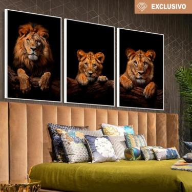 Imagem de Quadro decorativo trio família de leão com 1 filhote - MeMoldura, 100x