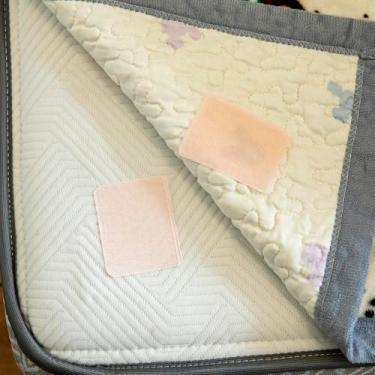 Imagem de Almofadas antiderrapantes para móveis para cadeiras e mesas, protetores de feltro quadrados com design de gancho, conjunto de 10 peças, várias cores