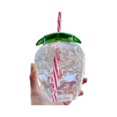 Imagem de Caneca Infantil Transparente De 500ml Em Formato De Morango Para Suco 