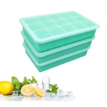 Imagem de Bandejas de silicone para cubos de gelo com tampas, pacote com 3, 45 cubos (15 por bandeja), sem BPA, capa verde clara e transparente, empilhável, fácil de liberar para uísque, coquetéis, comida de
