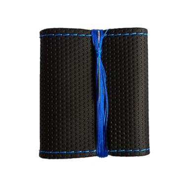 Imagem de Capa Volante Carro Couro Universal Costurada acessórios para carro Premium com Furinhos(Linha Azul)