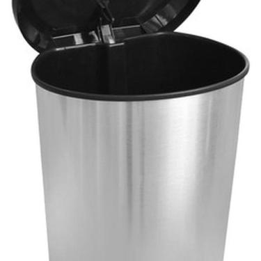 Imagem de Lixeira De Piso Oval Inox Com Pedal 20L 49X32X35Cm
