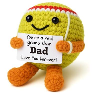 Imagem de YUEYUQIU Presentes para o pai da filha e filho, bola de tênis de crochê feita à mão para o pai do Grand Slam, presente de aniversário de dia dos pais engraçado para ele, melhor presente sentimental de
