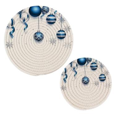 Imagem de Wassud Conjunto de enfeites azuis de Natal para pratos quentes, suportes de panela redondos de algodão, porta-copos elegantes, decoração de cozinha e acessórios, 2 peças