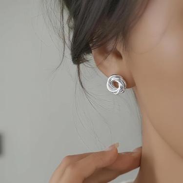 Imagem de Brincos hipoalergênicos para mulheres, brincos de argola grossa com design de flor em espiral, pinos de orelha torcidos de metal grosso 3D, Medium, Metal, Sem pedra preciosa