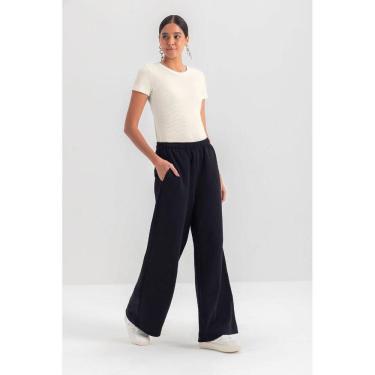 Imagem de Calça feminina em moletom Essendi 