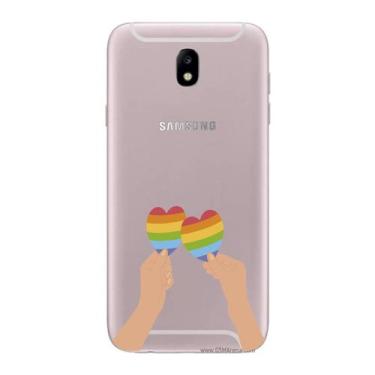 Imagem de Capa Case Capinha Samsung Galaxy  J7 Pro Arco Iris Mãos Com Corações -