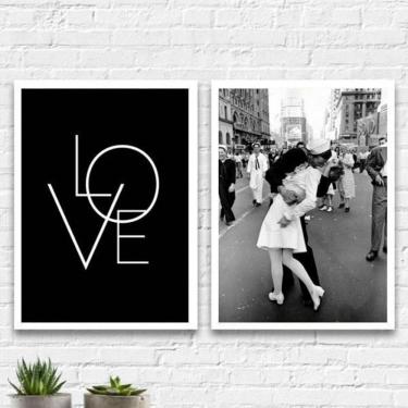 Imagem de Kit 2 Quadros Love Beijo Segunda Guerra 24X18 Moldura Branca