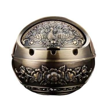 Imagem de Cinzeiro Cinzeiro vintage Cinzeiro decorativo vintage à prova de vento com tampa para cigarros Cinzeiro portátil de metal (interno, externo) Gravura feita à mão Decorações de presente extravagantes (h