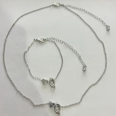 Imagem de Colar com pingente 105 prata inicial conjunto de pulseiras para mulheres banhado a prata coração inicial pingente colar pulseiras aniversário Natal presentes de aniversário para mulheres mãe namorada