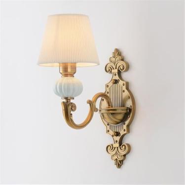 Imagem de Luminária de parede de cristal de luxo europeia, moderna, com LED, para decoração de sala de estar, quarto, escritório, quarto modelo, hotel, casa de campo, corredor (J 1 lâmpada 1 peça)