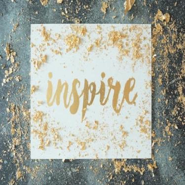 Imagem de Quadro Decorativo Motivacional Com Estampa Inspire – Quadro Branco Artesanal Para Trabalho e Estudo 40x40cm