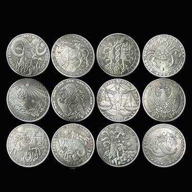 Imagem de Conjunto de 12 medalhas colecionáveis incrustadas de doze constelações criativas, arte abstrata, emblemas do zodíaco, presentes artesanais