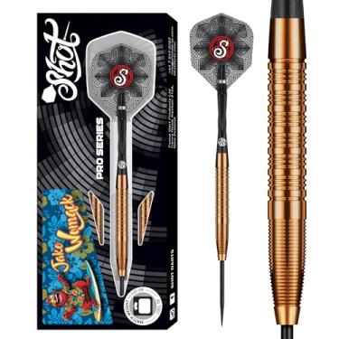Imagem de Shot! Conjunto de dardos de ponta de aço Jake Womack Pro Series com 90% barris de tungstênio feito à mão e conjunto de dardos profissional feito na Nova Zelândia, ponta de metal para alvo de cerdas