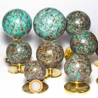 Imagem de 1 Kg de Esferas de Amazonita Paraíba Naturais de Alta Qualidade para A