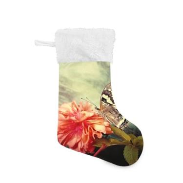 Imagem de ATTX Meias de Natal de borboleta vintage, suporte de presente branco com punho de pelúcia para decorações de festas de fim de ano (17,7 polegadas, pacote com 2) #426