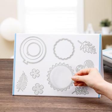 Imagem de Briartw Suporte de armazenamento magnético – Fixação dupla face forte para matrizes de corte de metal - Plataforma de matriz artesanal | Organizador de corte dobrável e compacto (21 x 30 cm)