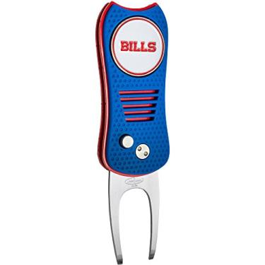 Imagem de Team Golf Ferramenta retrátil NFL Buffalo Bills com marcador magnético de dupla face, possui design patenteado de ponta única, causa menos danos aos verdes