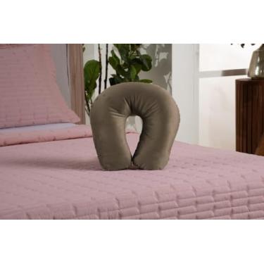 Imagem de Travesseiro De Pescoço Para Viagens Feito Em Tecido Suede Com Zíper e Enchimento 100% Fibra Siliconada, Confortável, Extra Macio e Durável (Avelã)