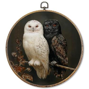 Imagem de Pugwak Decoração de parede redonda de coruja de Halloween vintage, arte em tela de Halloween gótica emoldurada, rústica Cottagecore Dark Academia Coruja, decoração para pendurar na parede para casa