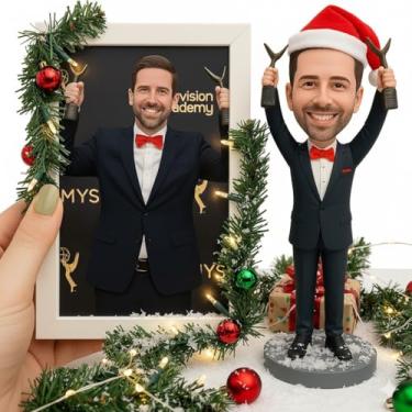 Imagem de Boneca de cabeça bobblehead personalizável – Crie sua própria mini estatueta personalizada com tom de pele, cabelo, olhos e acessórios personalizados para amantes, família, negócios ou lembrança de