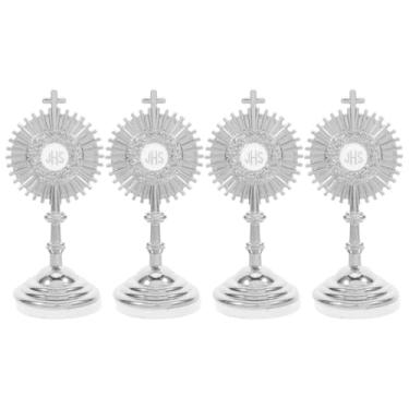 Imagem de DOITOOL 4 peças de crucifixo em pé, prata, mini cruz com base de metal, estátua do sacramento abençoado, decoração de mesa católica, decoração de bolo de primeira comunhão, enfeite de bolo religioso