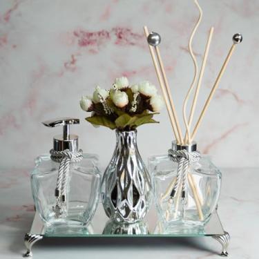 Imagem de Kit Lavabo Banheiro - Vidro Estrela + Bandeja + Porta Sabonete + Difusor + Vaso Decorativo - Coleção Finlândia (Prata)