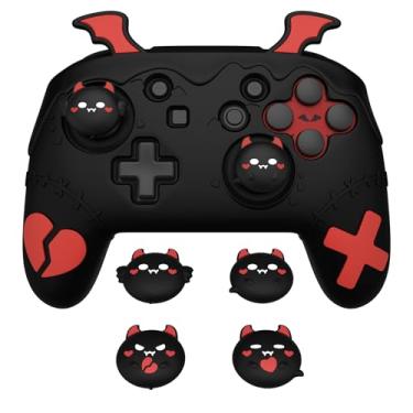 Imagem de PlayVital Gothic Imp Series Capa de silicone fofa para controle Nintendo Switch Pro com 4 polegares e 2 adesivos, capa protetora de silicone antiderrapante antiarranhões - preta