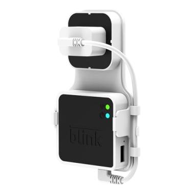 Imagem de SUPMEGA Suporte de parede de tomada para módulo Blink Sync 2, suporte de parede com economia de espaço para sistema Blink com cabo de carregamento curto, sem fios ou parafusos bagunçados