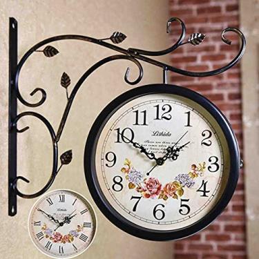 Imagem de AKALNNB Relógio de parede retrô frente e verso, estação de relógio de parede dupla face, mostrador retrô com pêndulo de fixação de haste para jardim doméstico interno e externo