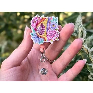Imagem de Carretel de crachá de peito de flor fofo, suporte de crachá de ginecologia de enfermagem com clipe retrátil para crachá de identificação de enfermeira para RN CNA LPN MA trabalhador médico hospitalar