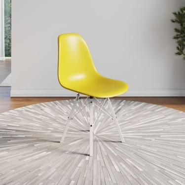 Imagem de Cadeira Eames Estilo Moderno Em Ferro Branco Com Assento Amarelo