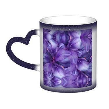 Imagem de Xícara de café divertida com flores de lírio roxo, copo de cerâmica que muda de cor sensível ao calor 12 Oz, para café/chá/leite/cacau, para adolescente/aniversário/festival/presentes