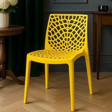Imagem de Cadeira Gruvyer Estrutura em Plástico Amarelo para Ambientes Internos e Externos