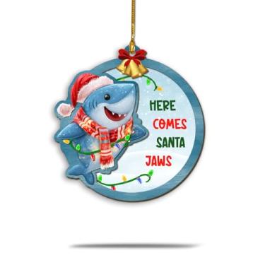 Imagem de Ornamento de tubarão para árvore de Natal, lindo chapéu de Papai Noel de tubarão, enfeites de corda de luz de animais marinhos de madeira, presentes para amantes de tubarões, presente para mulheres