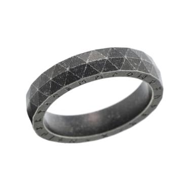 Imagem de Sinoyp Anel de runa viking para homens – pulseira de runas Futhark Ancião Preto com geometria triangular, joia pagã nórdica nórdica de aço inoxidável (13)